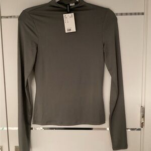 H&M Olive Green Long Sleeve Mock Neck Top